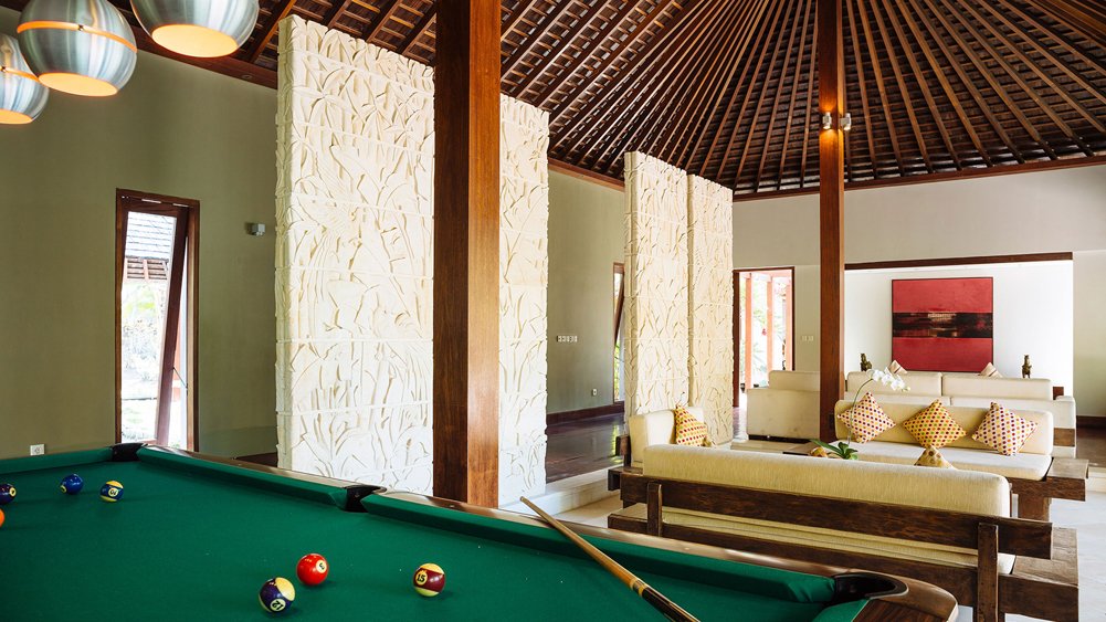 The Anandita - Pool table